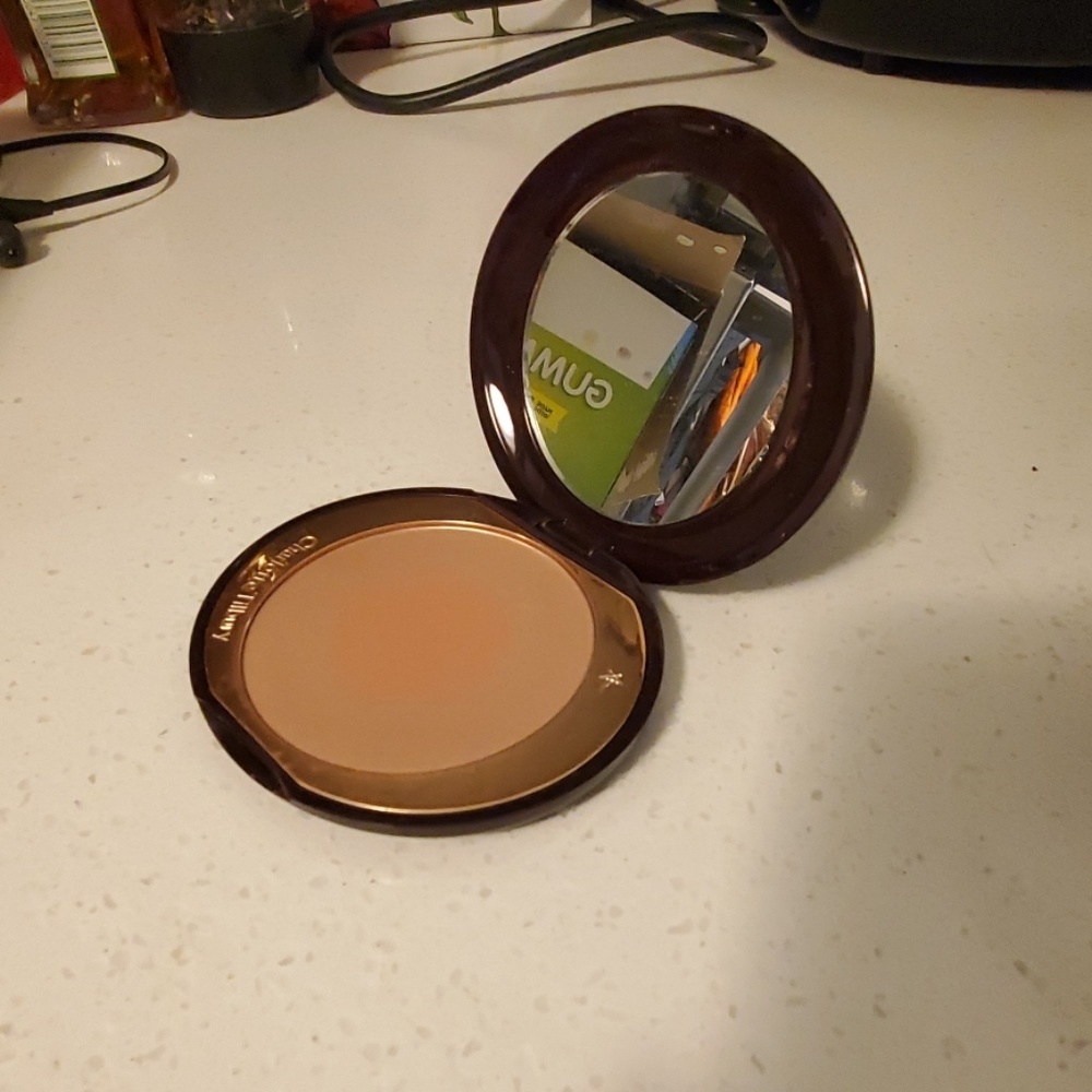 Charlotte Tilbury Cheek to Chic Blush-First Love